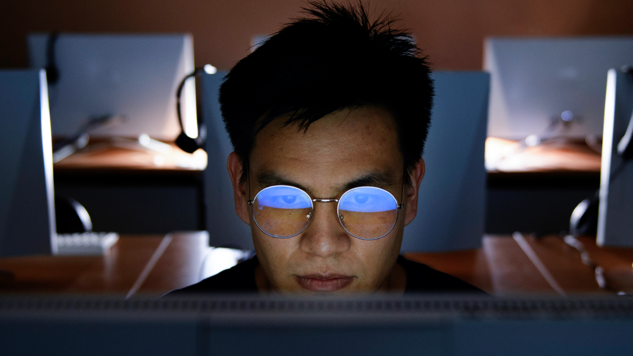 Manufacturers at Risk: The OT/IT Security Threat 